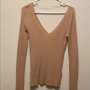 H&M double V robber sweater